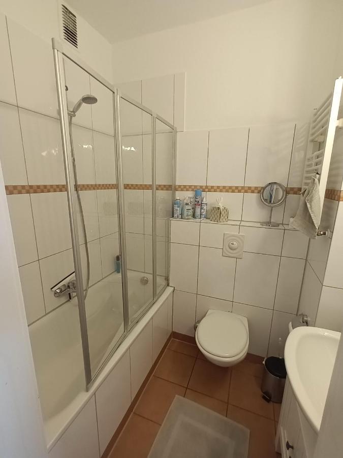 Apartment Quirin Neuss Buitenkant foto